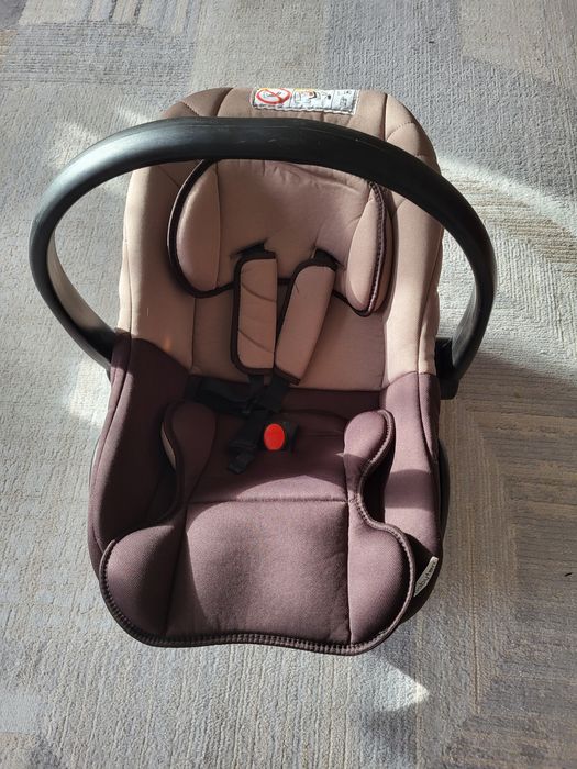 Продам детское автомобильное кресло