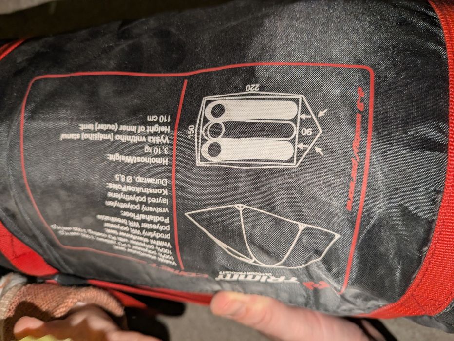 Cort Trimm Comet 2-3 persoane NOU