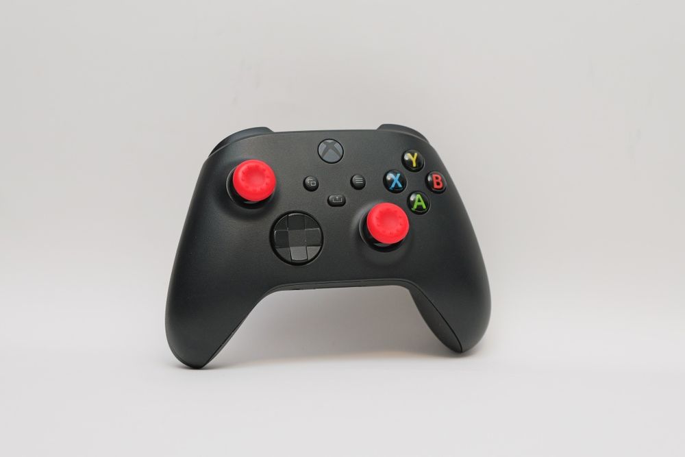Controller wireless compatibil Xbox și PC