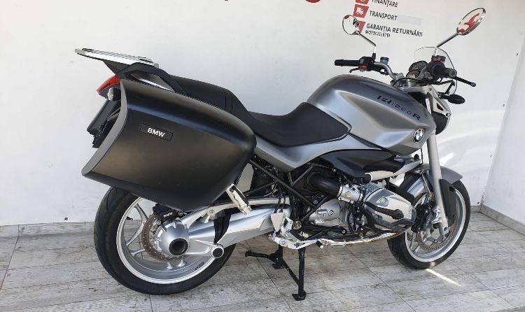 Motocicleta BMW R1200R