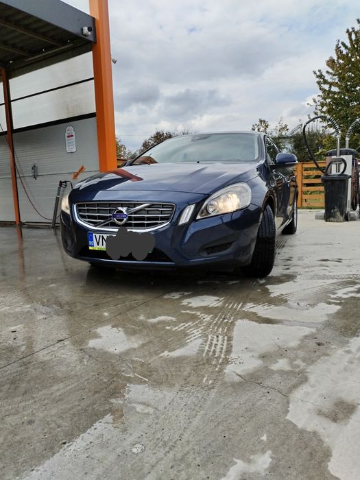VOLVO S60 2012 — imagine 4
