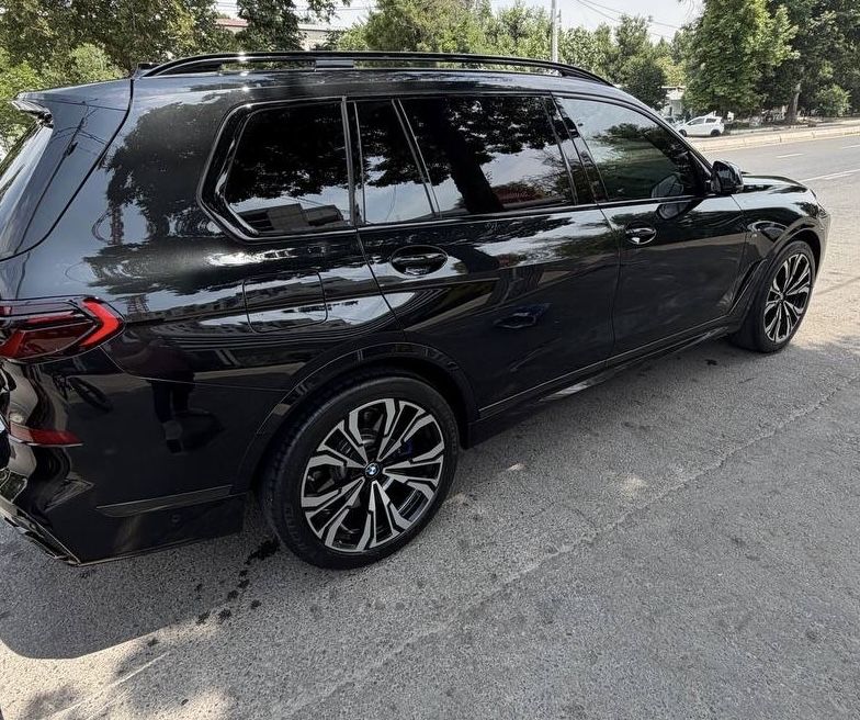 BMW X7 xDrive 50i Рестайлинг 60i 2021