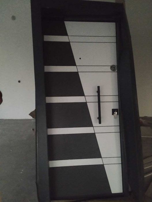 Двери металлические от производителя