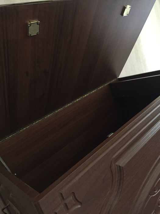 2 штук сандык сатылады