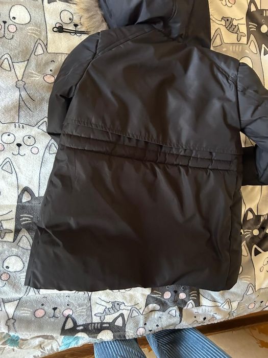 Продам курточку зима на девочку