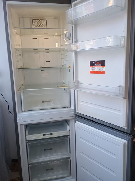 Vând combina frigorifica