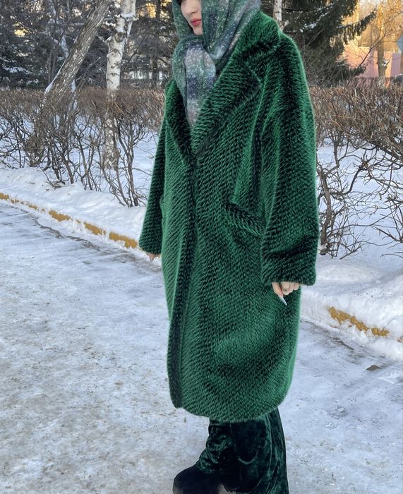 Шуба из искуственного меха