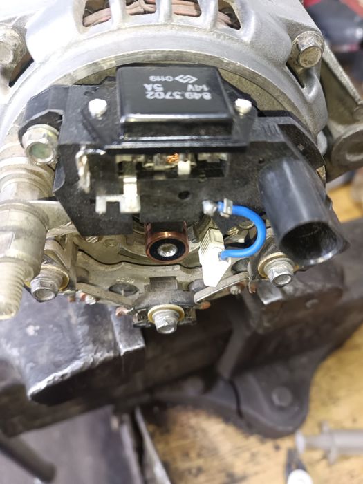 Генератор ВАЗ-2170 priora