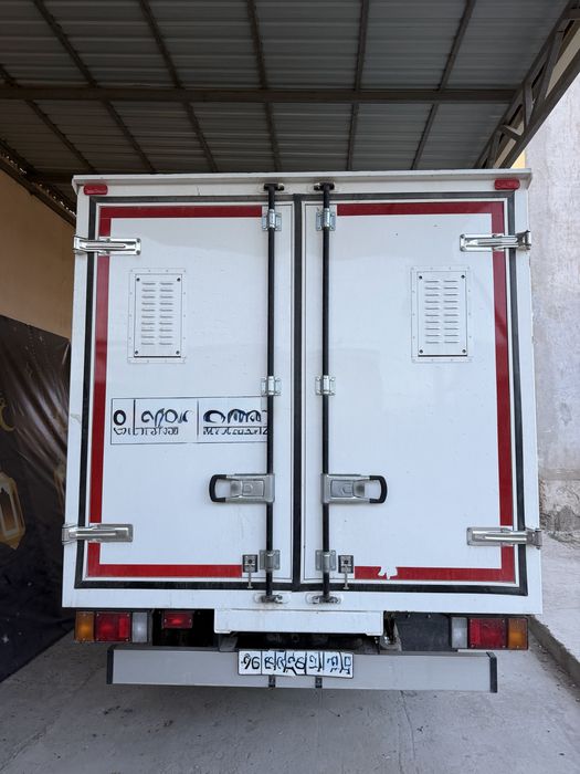 Isuzu NMR77H 3to