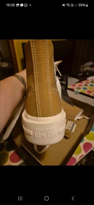 Converse Chuck Taylor Cruise