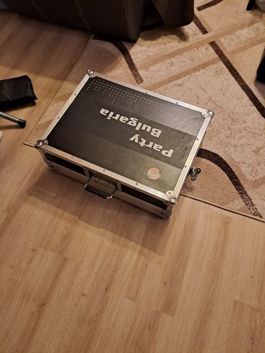 Кейс ,куфар за конзола