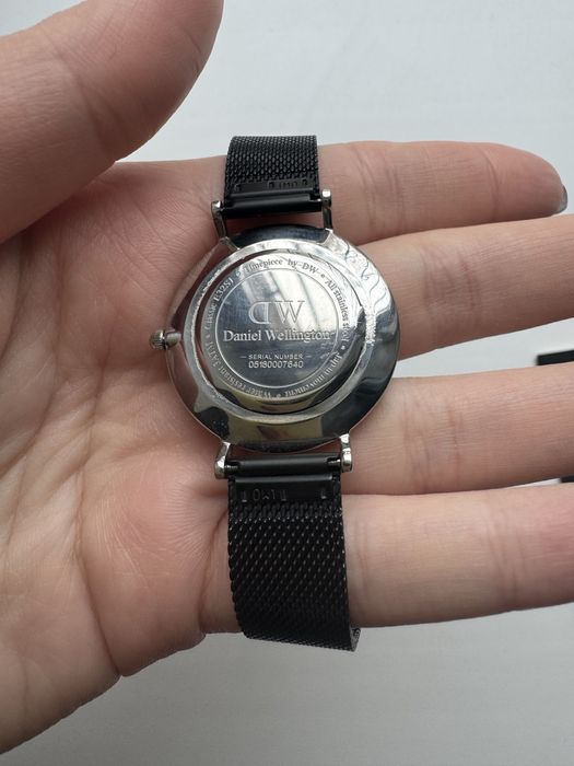 Часы Daniel Wellington