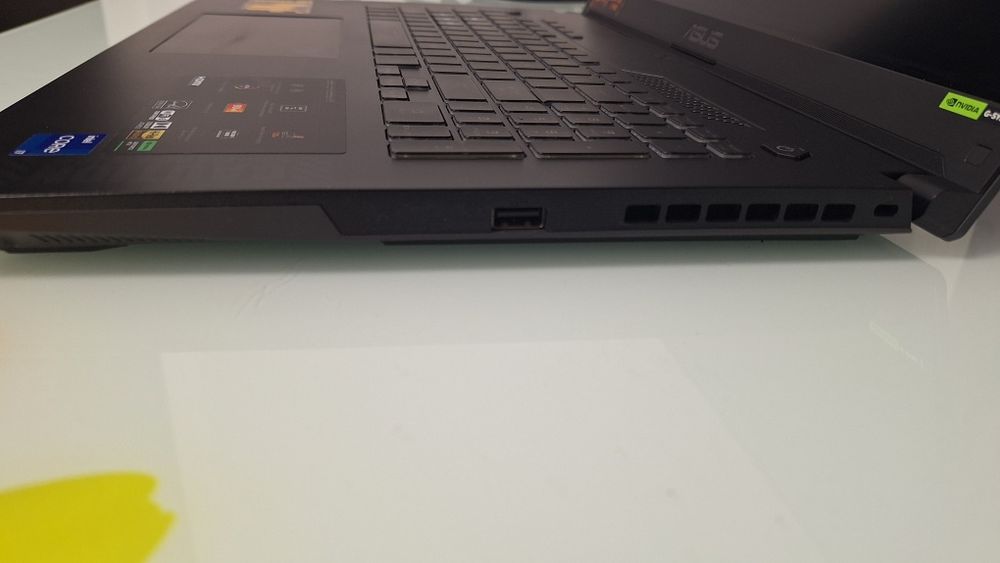 Laptop Gaming Asus TUF F17