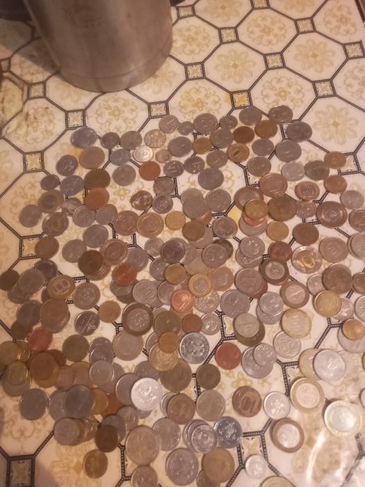 Монеты стран мира.от Европы Азии .