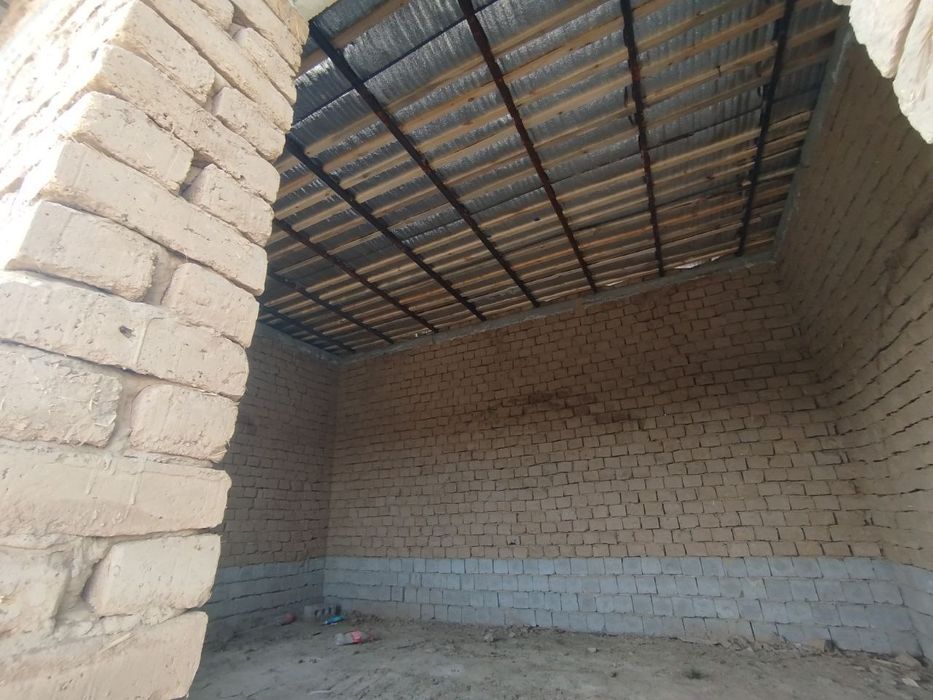 Отчопардан ховли сотилади