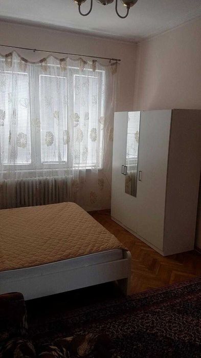 Тристаен апартамент в Център - НДК