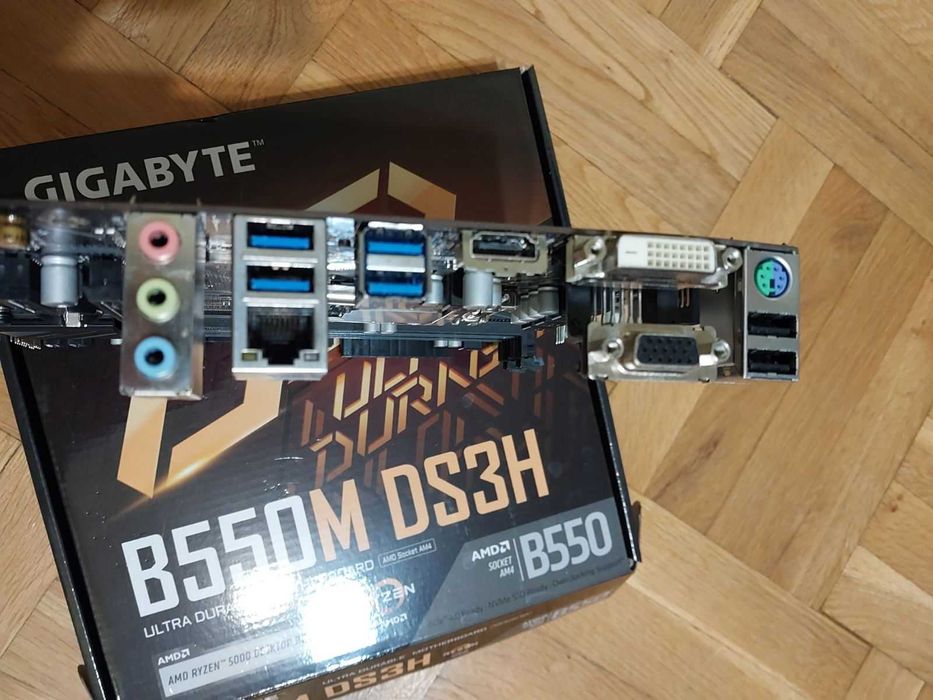 Intel Core i7 8700 + Gigabyte B365M DS3H