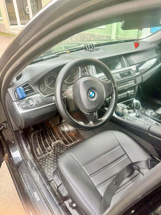 Bmw 520 2012 година 2-ка дизел.