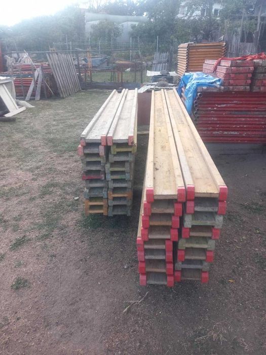 Se închiriază Panouri cofraje,grinzi , popi metalici!