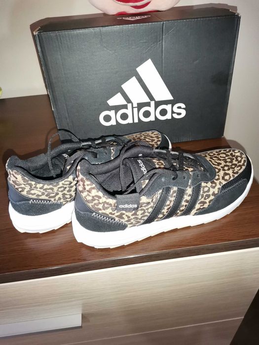 Оригинални дамски маратонки, 38 номер