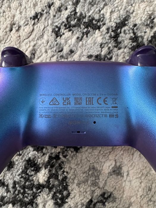Controller PS5 culoare deosebita