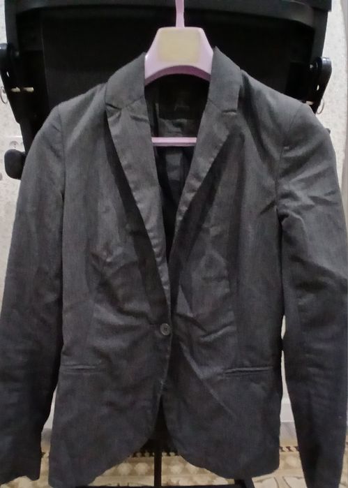 Продам стильный пиджак Stradivarius размер S