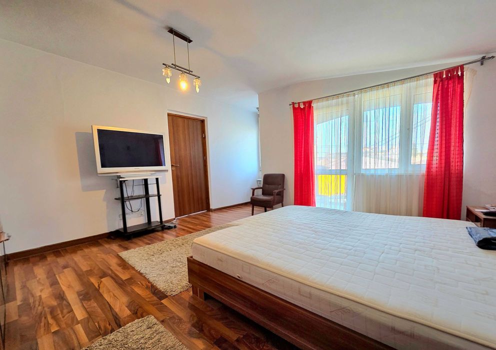 Casă spațioasă P+1+pod cu dublu acces – Str. Plevnei, Giurgiu