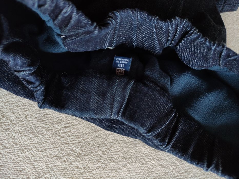 Uniqlo подплатем панталон за ръст 150 см.