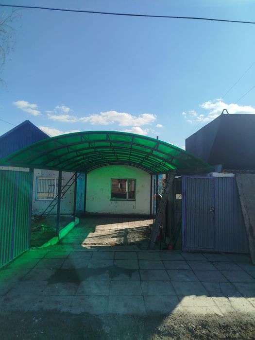 Заборы, ворота, оградки, перила,навесы,козырьки,крытый двор. Темиртау.