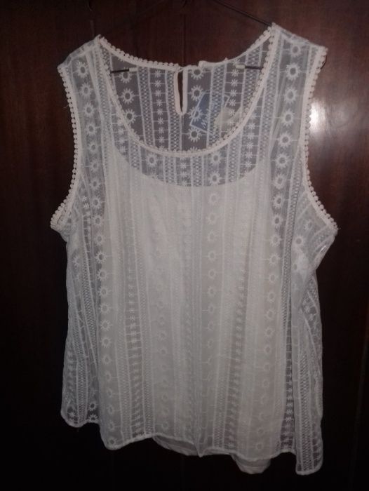 Продаю блузку.