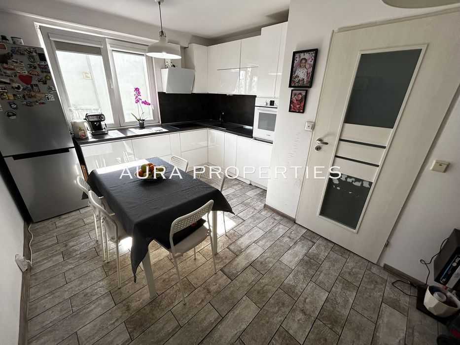 Продава се Двустаен апартамент в Разград, Орел - 78 кв.м за 1079 €/кв.м - Снимка #4