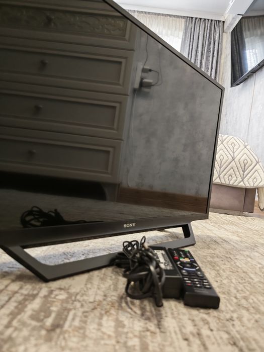Продам Телевизор SONY
