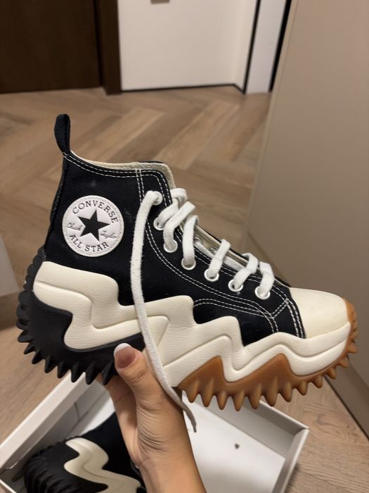 Кроссовки Converse,нет оригинальной коробки