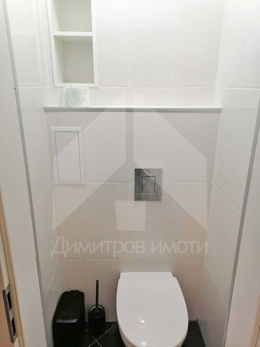 Продава се Тристаен апартамент в Нови пазар - 88 кв.м за 1103 €/кв.м - Снимка #17
