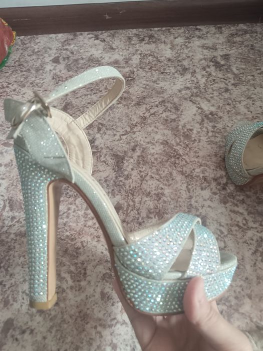 Туфли свадебные, блестящие
