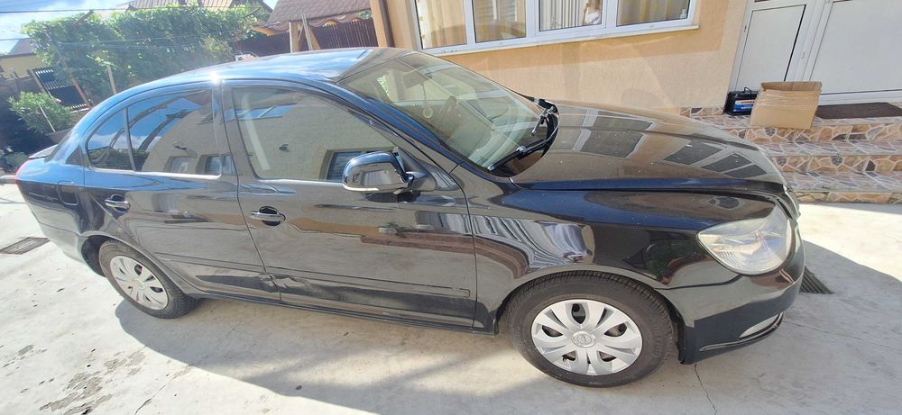 SKODA Octavia 2012 — imagine 2
