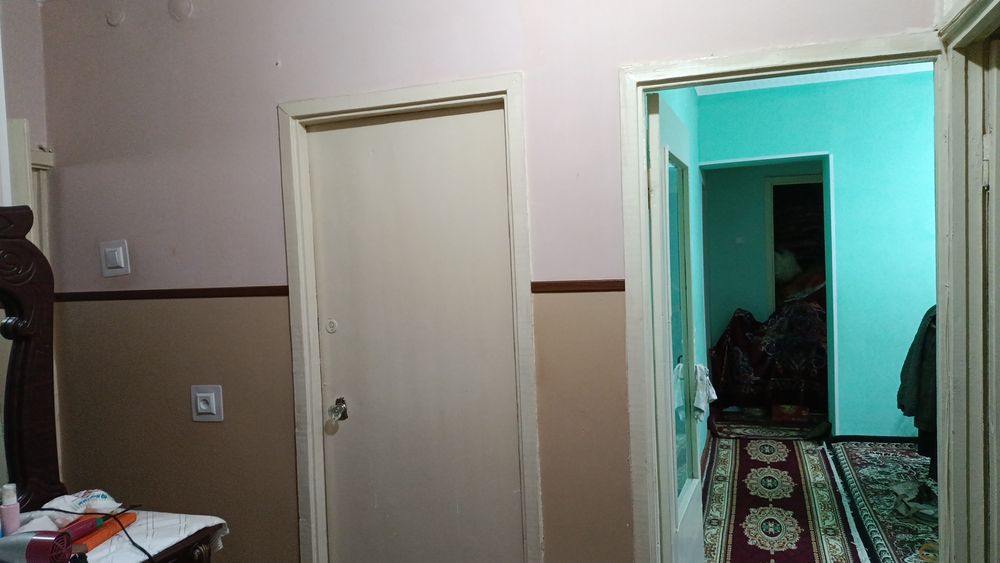 4 комнатная продается квартира