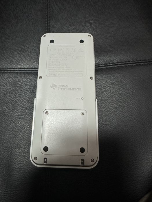 Рядък графичен калкулатор TI-84 plus CE-T Texas