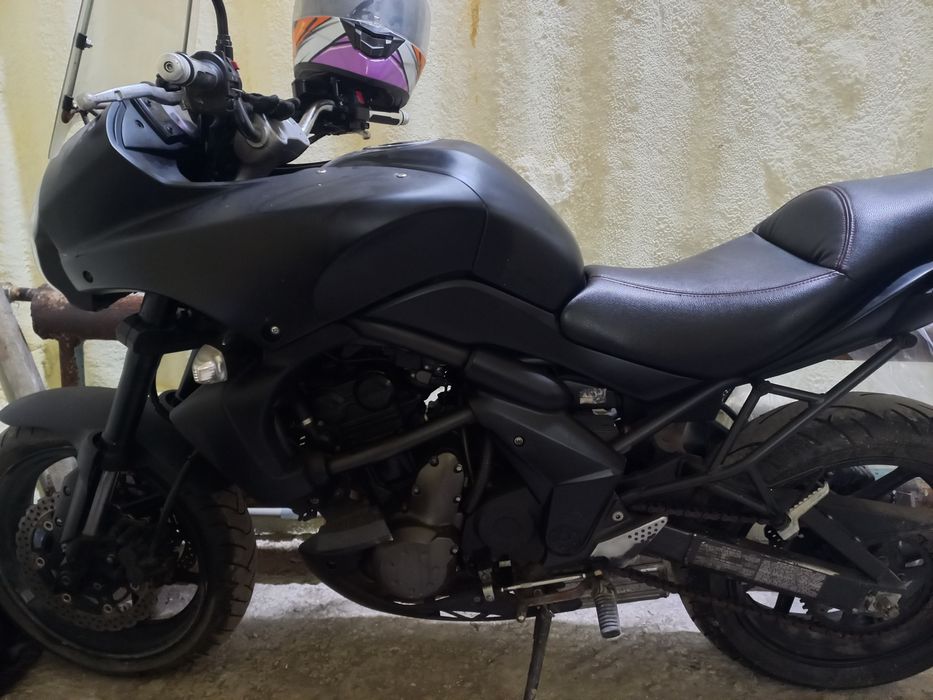 Мотоцикл версис 650