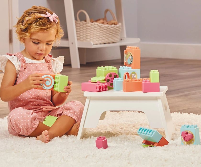 Бебешки конструктор Little Tikes, изследвайте заедно