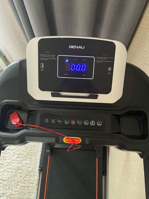 Беговая дорожка GENAU