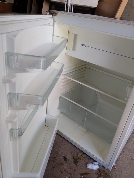 Хладилник Bosch ( неработещ)