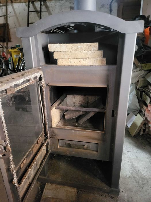 Vand semineu ca si nou nefolosit adus din germania