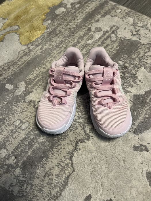 Vand adidasi nike 26