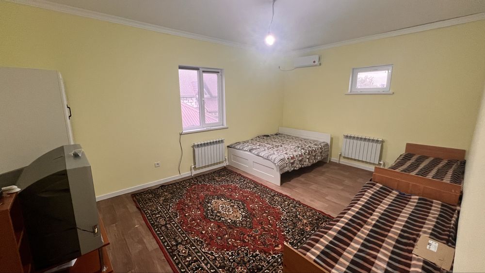 Екі бөлмелі жер үй жалға беріледі