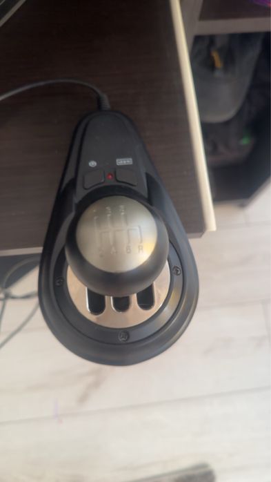 Vand xbox one cu volan