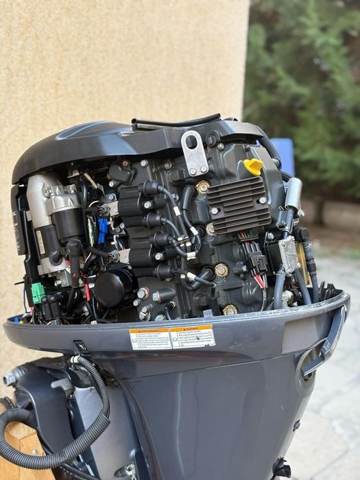 Yamaha 50hp извън бордови двигател четиритактов