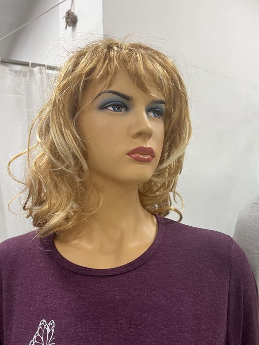 Дамски и детски перуки