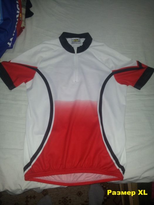 Продавам Лот 1 от запазени велотениски - всяка по 10 лв.