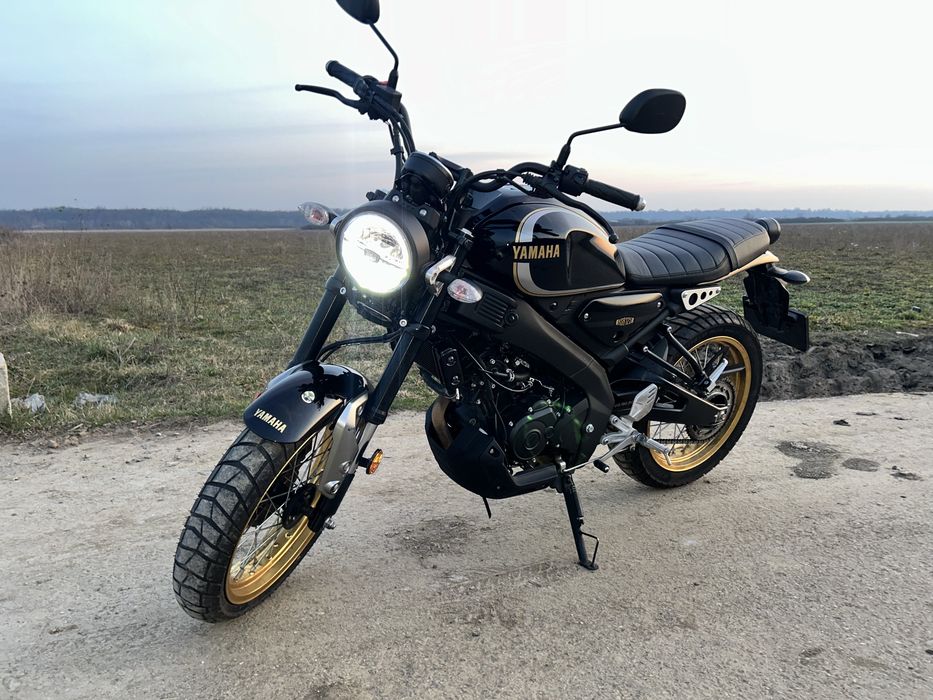 Yamaha XSR125 Legacy 2023 12.000km